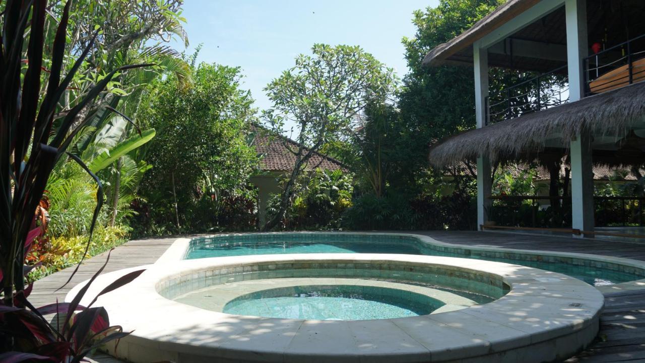 Endless Summer Surf Camp Kuta كوتا المظهر الخارجي الصورة
